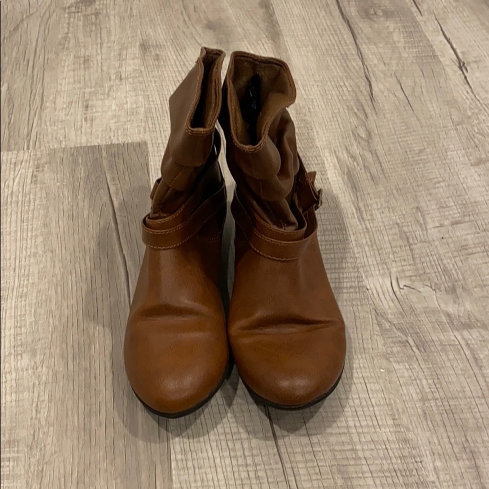 Ankle booties